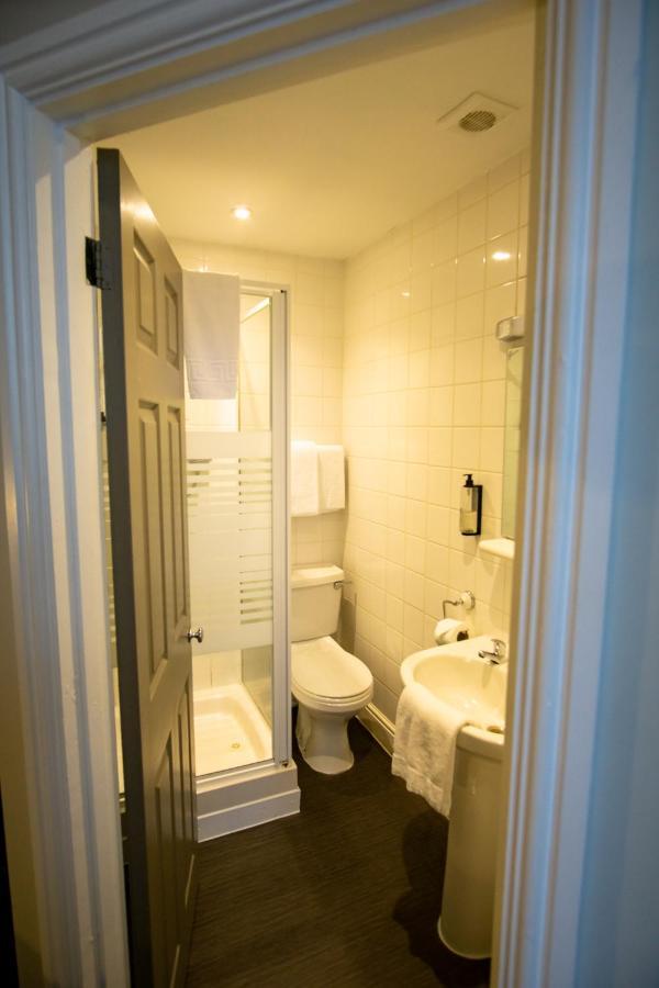 The County Hotel Haverfordwest Luaran gambar