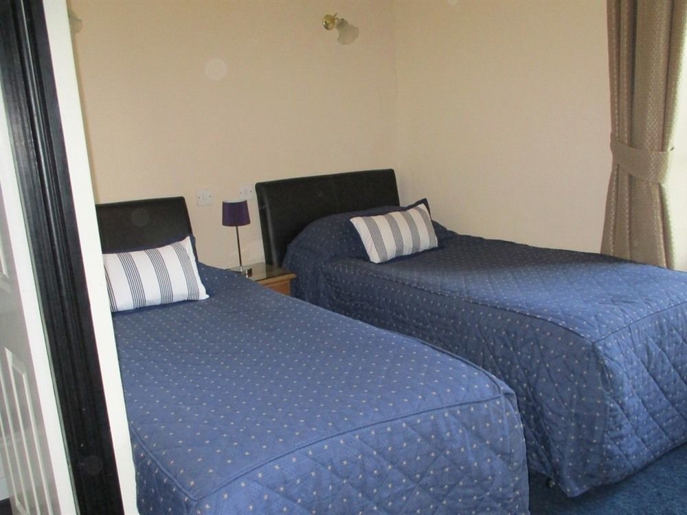 The County Hotel Haverfordwest Luaran gambar